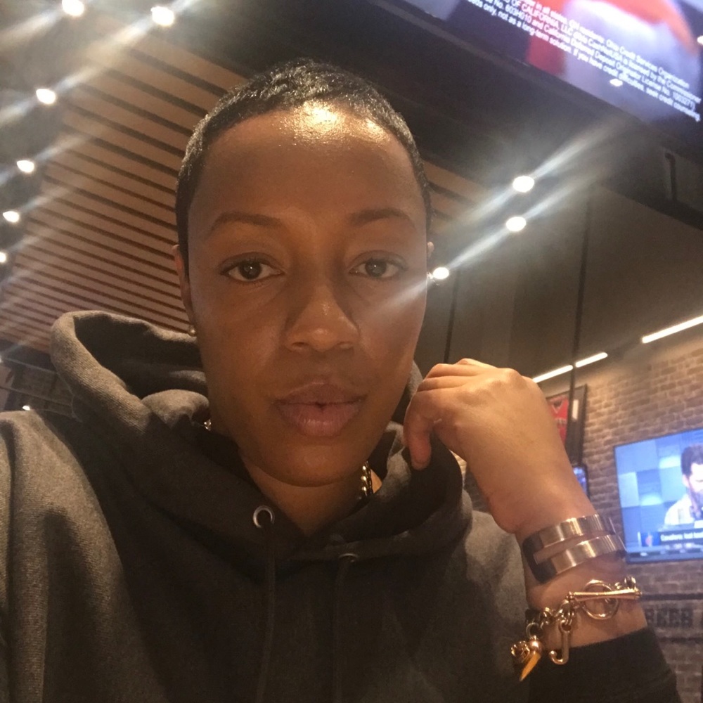 Meet your Posher, Lonyea